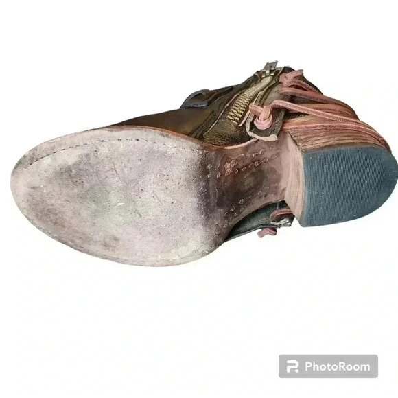 Freebird by Steven Shoes Crue Leather and Suede Bootie Red Black Size 6 - Picture 3 of 13